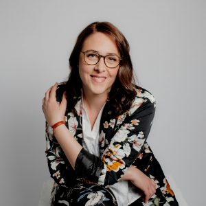 Natalie, 44